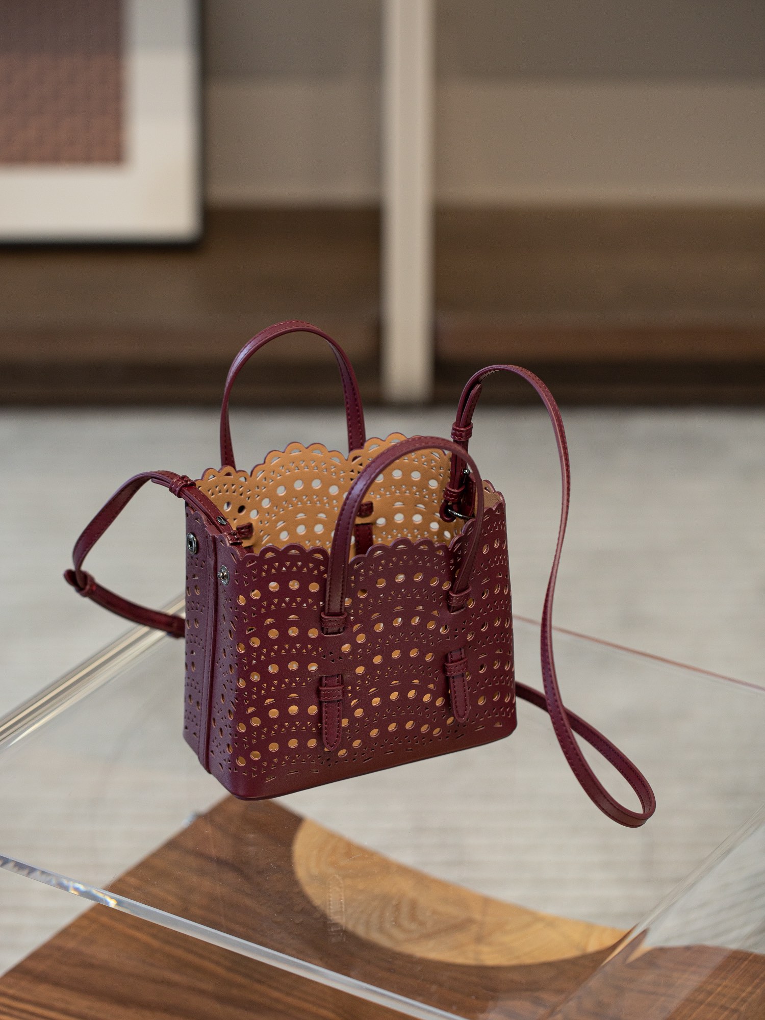Borse a tracolla in pelle di v - Women Bags Luxury Brands recensione e prezzo