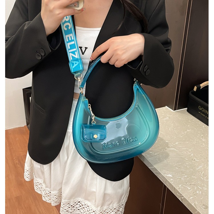 Borsa a tracolla singola versa - Half Moon Crescent recensione e prezzo