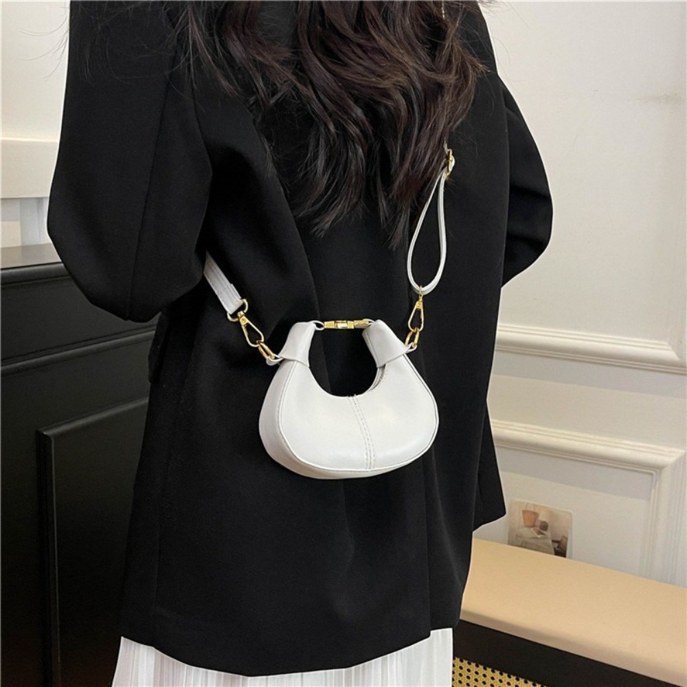 Borsa a Tracolla Y2K in Pelle  - Half Moon Crescent recensione e prezzo