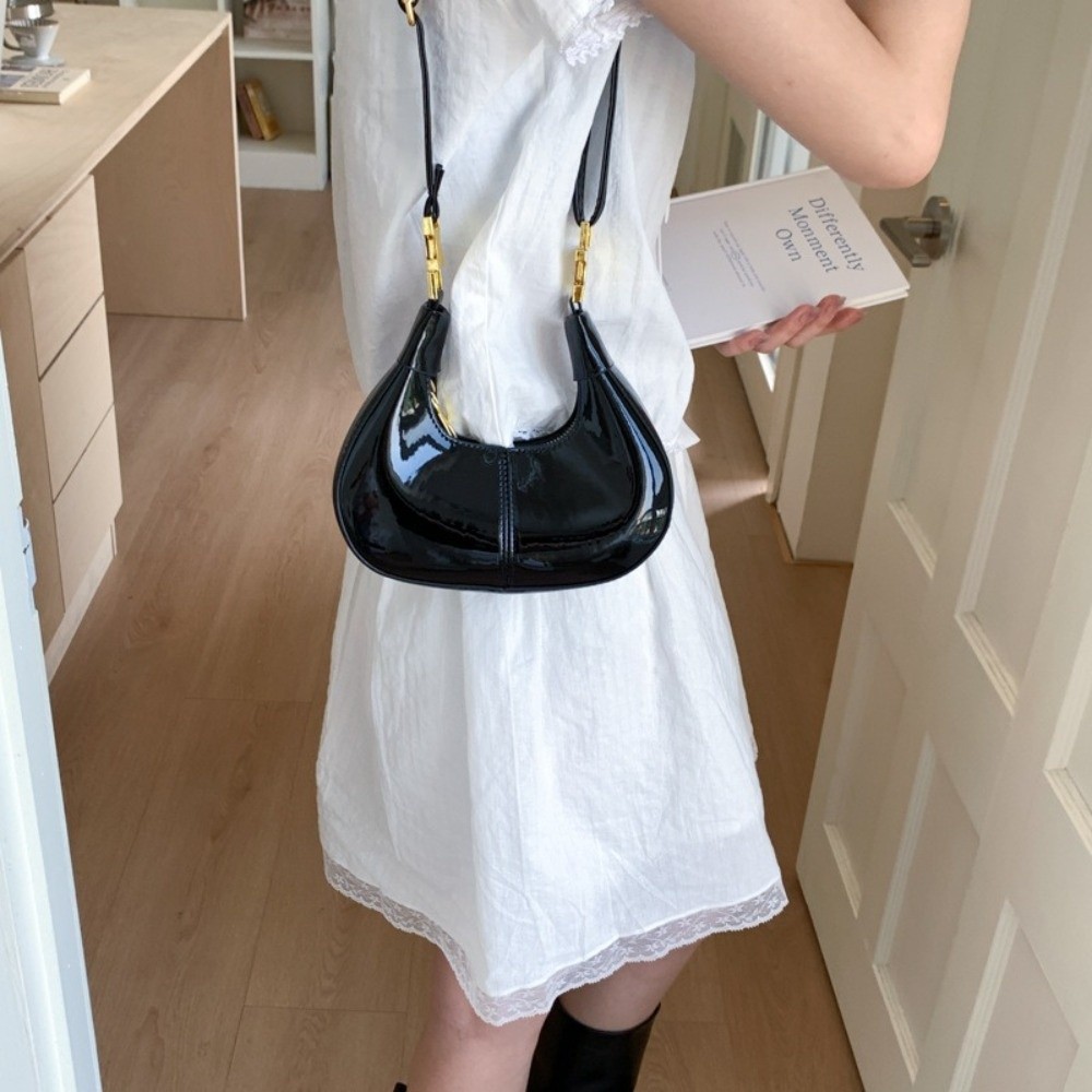 Borsa a Mezzaluna Monocolore a - Half Moon Crescent recensione e prezzo