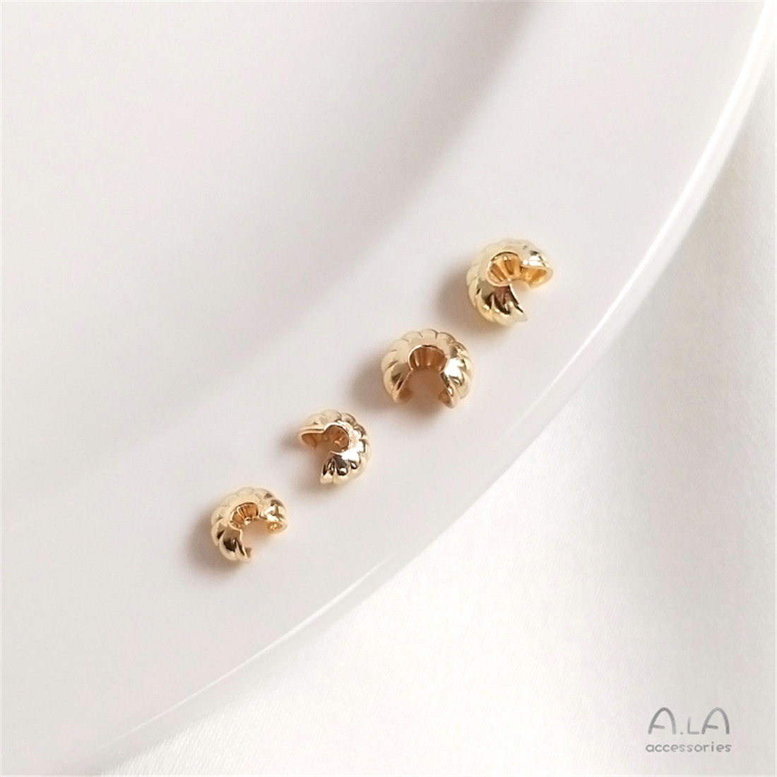 14K Vero Oro Modello di Zucca  - Half Moon Crescent recensione e prezzo